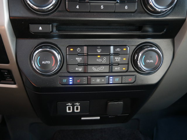 Vehicle image 21 of 35