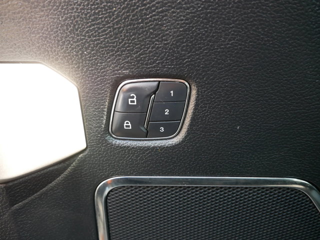 Vehicle image 15 of 35