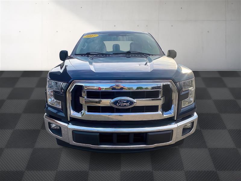 2017 Ford F-150 XLT Image 3 of 29