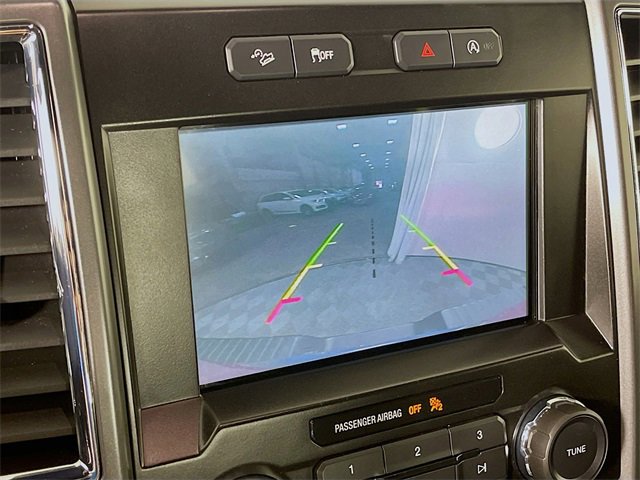 Vehicle image 20 of 38