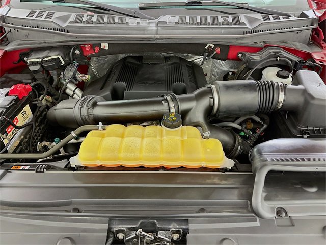 Vehicle image 8 of 38