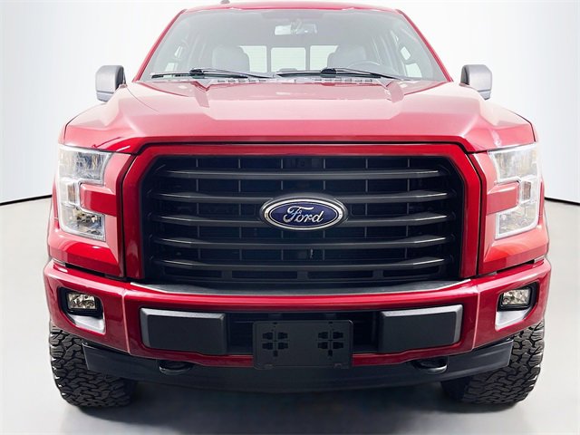 Vehicle image 32 of 38