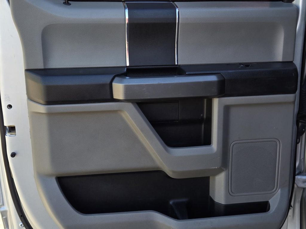 2017 Ford F-150 XLT Image 22 of 25