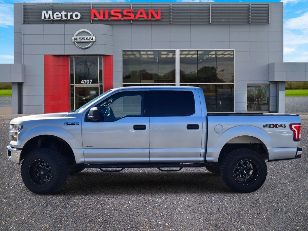 2017 Ford F-150 XLT Image 5 of 25