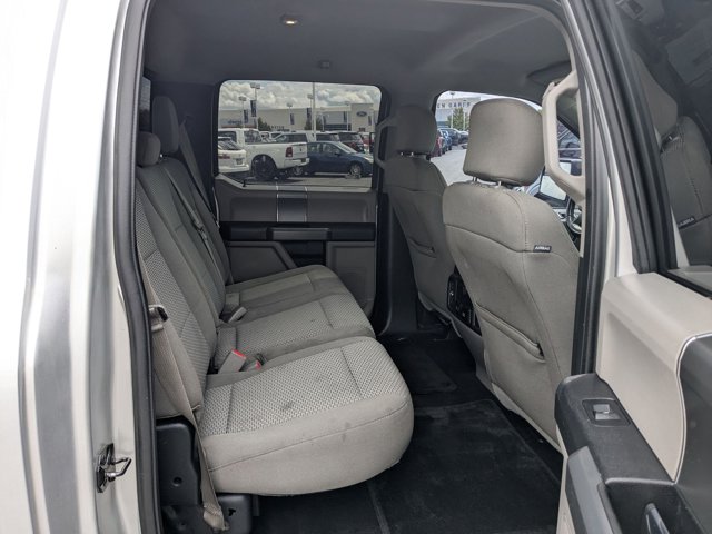 Vehicle image 28 of 31