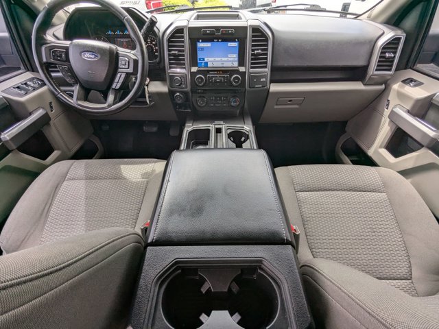 Vehicle image 24 of 31