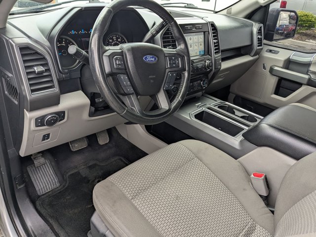Vehicle image 14 of 31