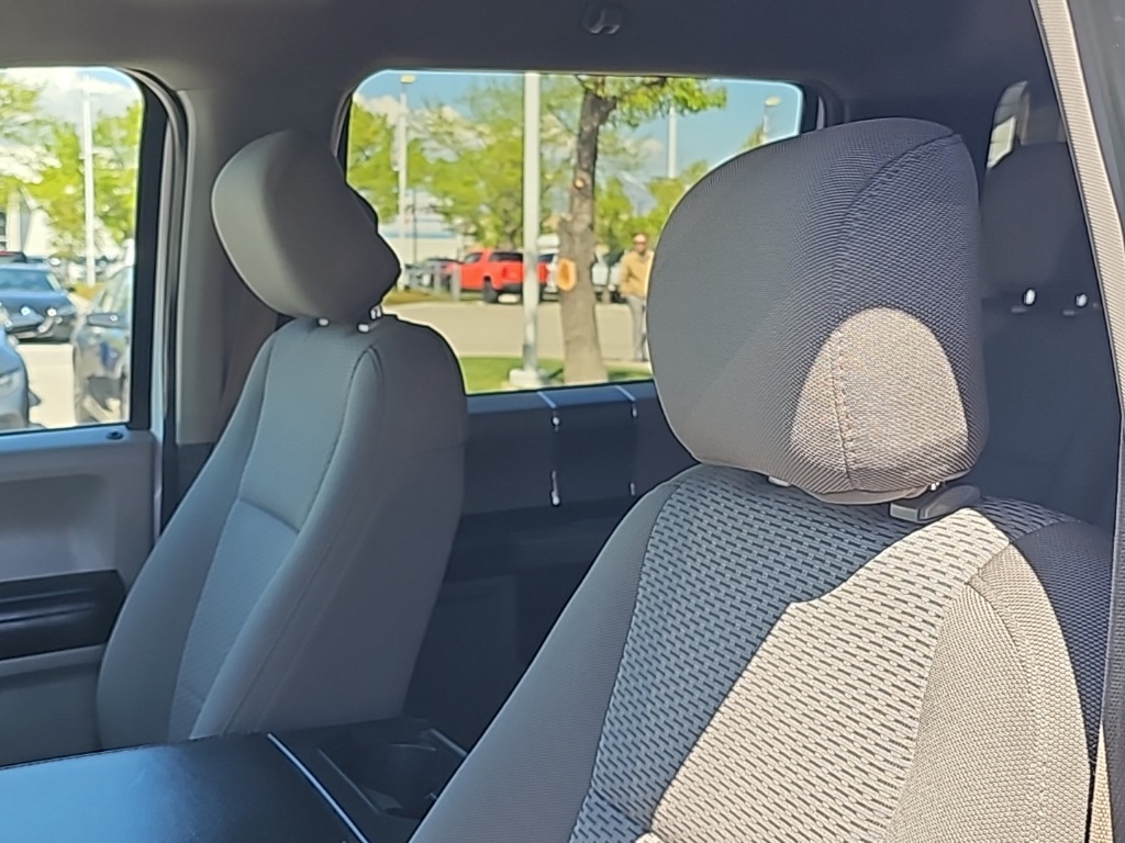 Vehicle image 12 of 37