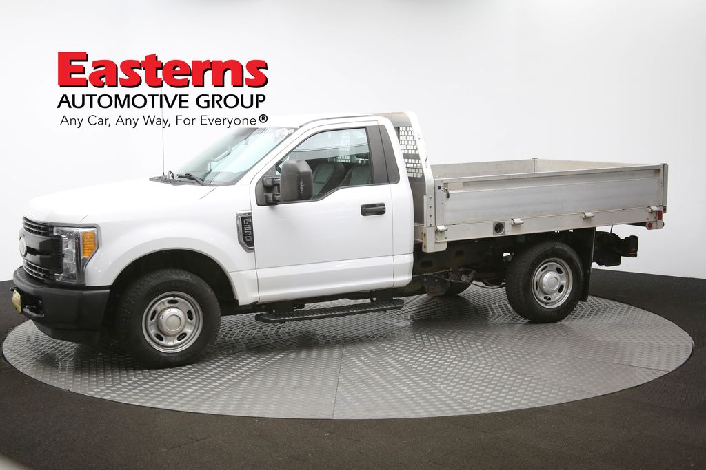 Vehicle image 30 of 60