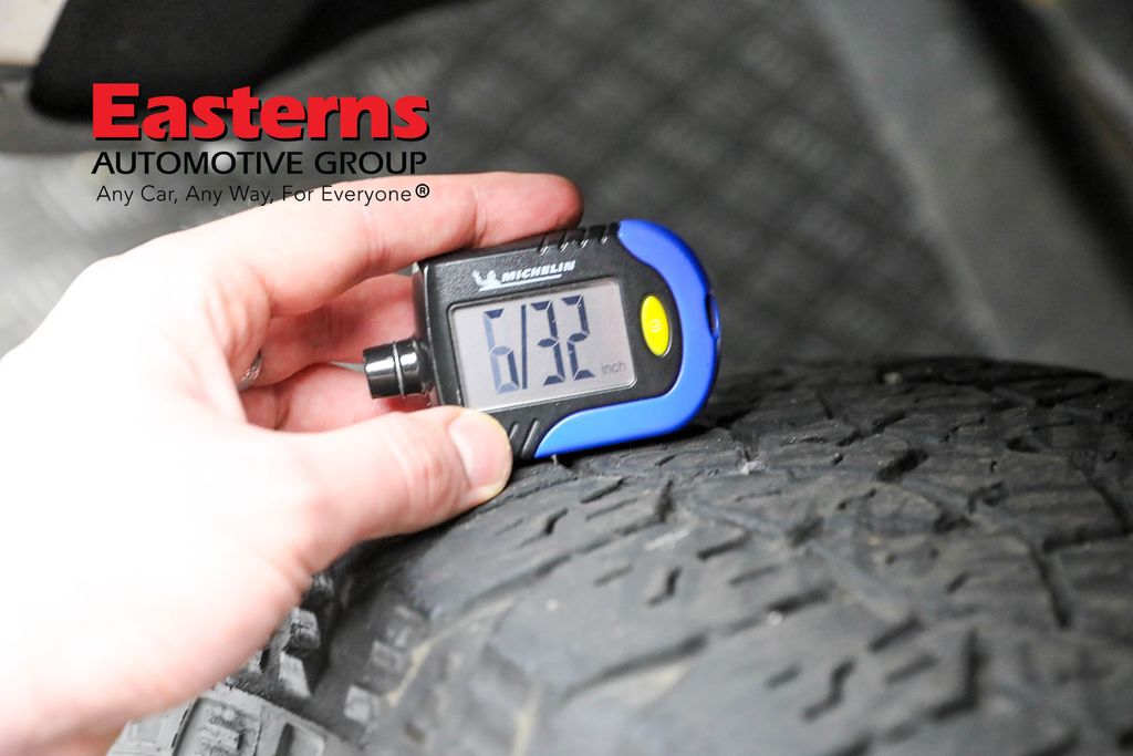 Vehicle image 52 of 60