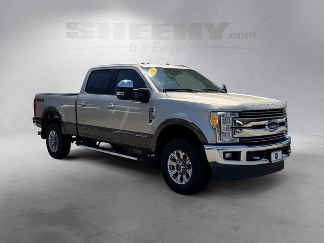 2017 Ford F-350 Lariat Image 3 of 44