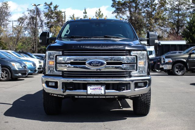 2017 Ford F-350 Lariat Image 2 of 73
