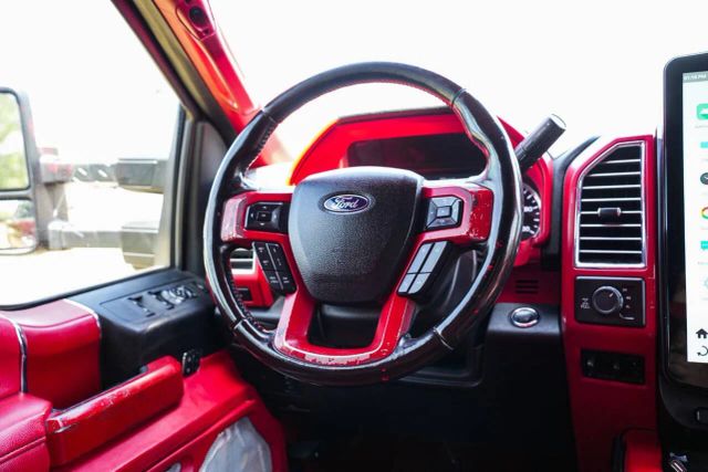 2017 Ford F-250 Platinum Image 16 of 25