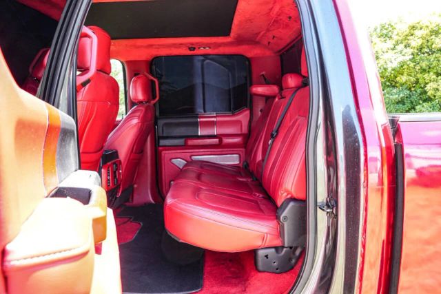 2017 Ford F-250 Platinum Image 13 of 25