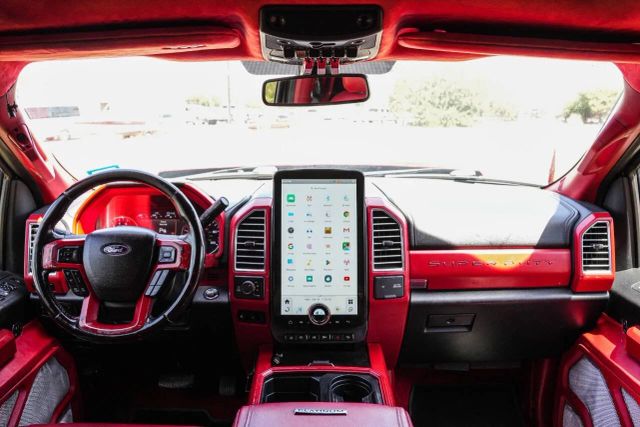 2017 Ford F-250 Platinum Image 15 of 25