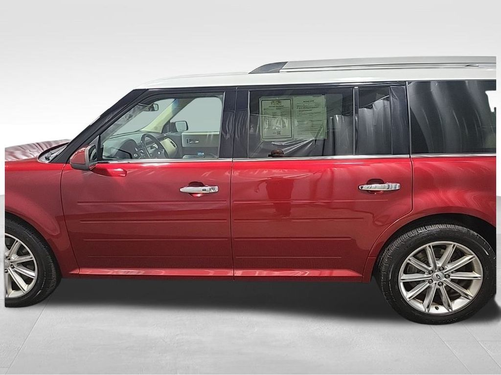 2017 Ford Flex Limited Image 7 of 38