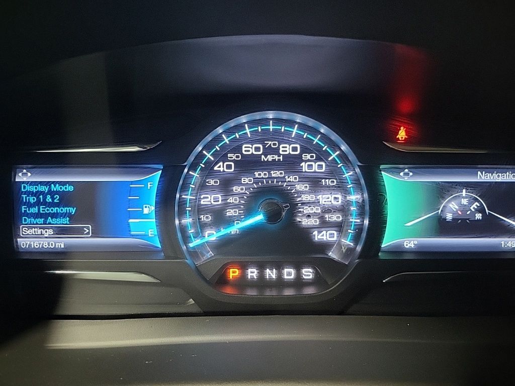 2017 Ford Flex Limited Image 18 of 38