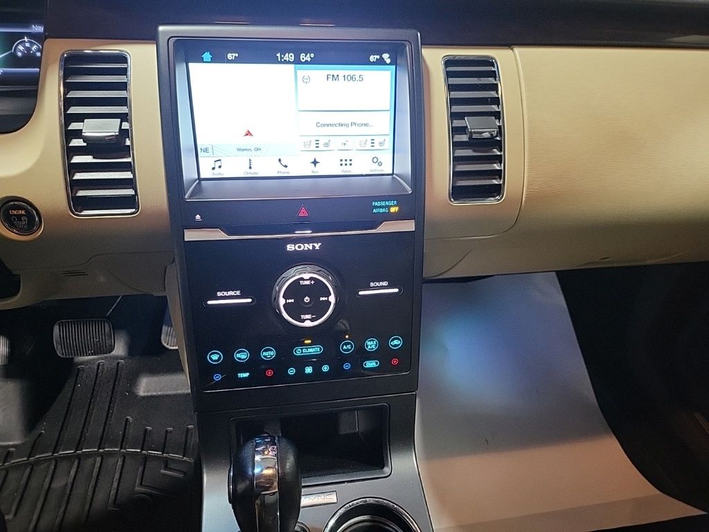 2017 Ford Flex Limited Image 19 of 38