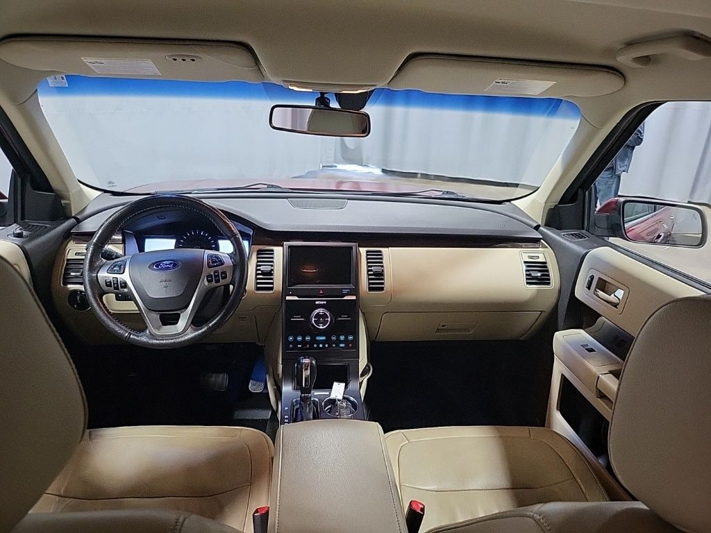 2017 Ford Flex Limited Image 17 of 38