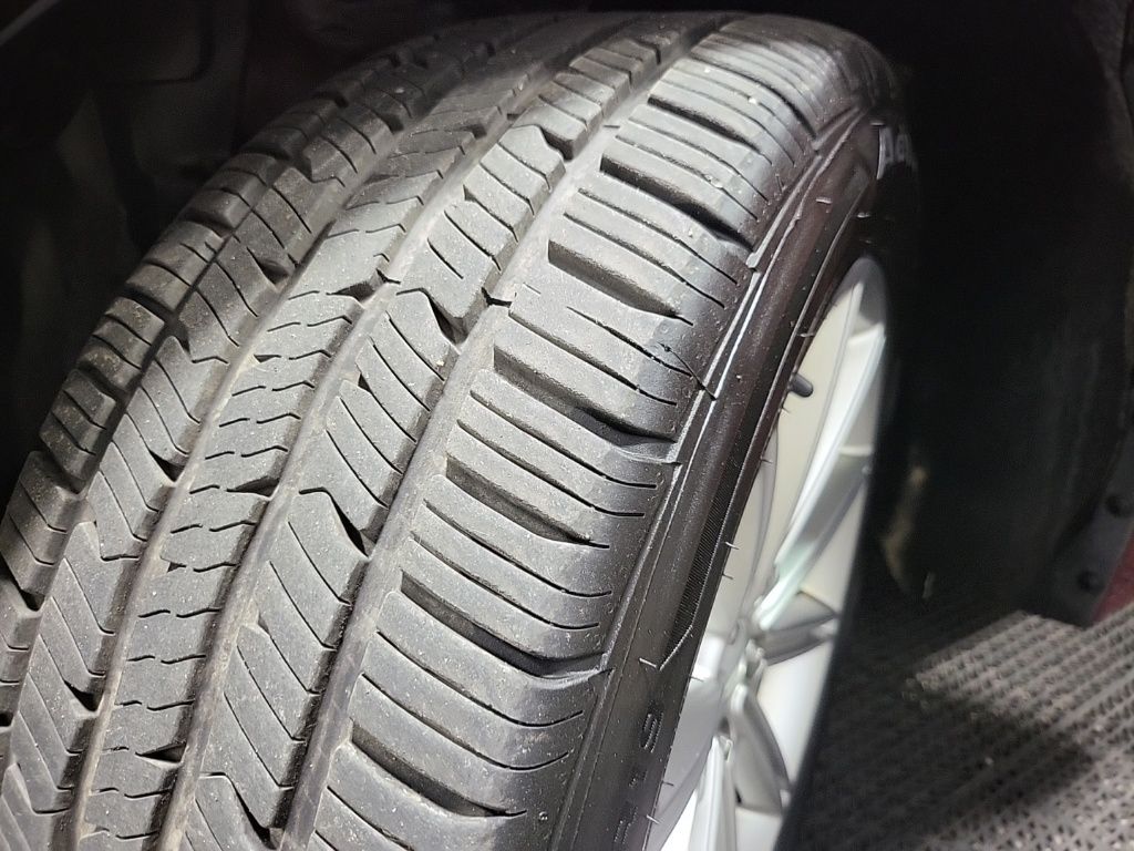 2017 Ford Flex Limited Image 8 of 38