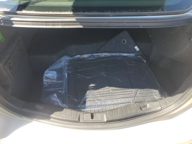 2017 Ford Fusion Hybrid S Image 12 of 31