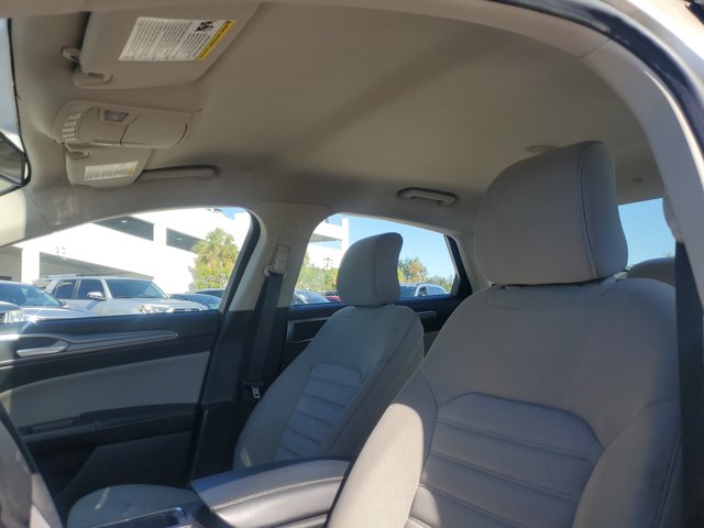 2017 Ford Fusion Hybrid S Image 13 of 31