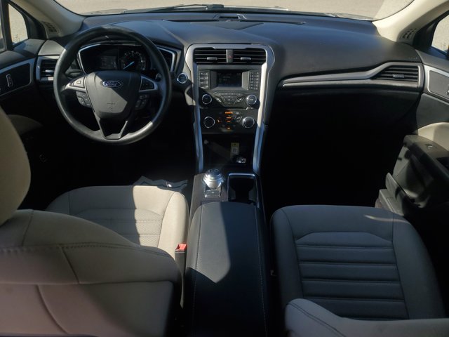 2017 Ford Fusion Hybrid S Image 19 of 31