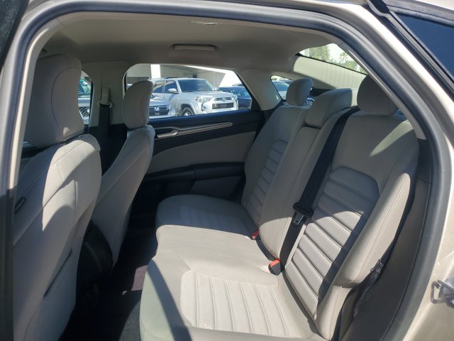 2017 Ford Fusion Hybrid S Image 14 of 31