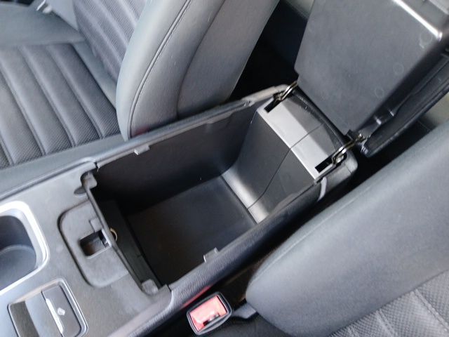 2017 Ford Fusion SE Image 21 of 27