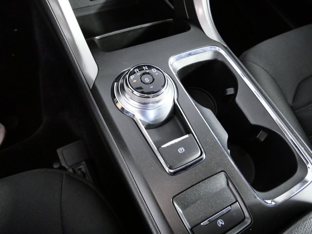 2017 Ford Fusion SE Image 19 of 27