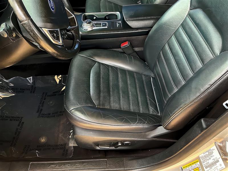 2017 Ford Fusion SE Image 43 of 48