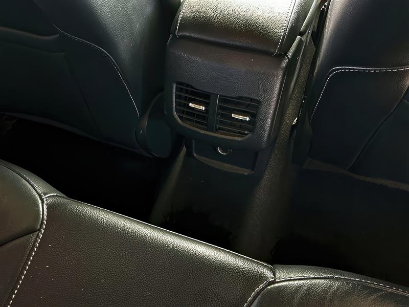 2017 Ford Fusion SE Image 40 of 48