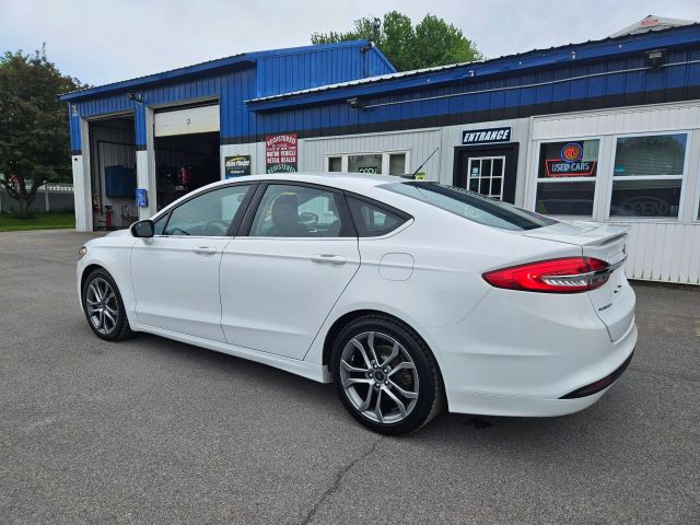 Vehicle image 11 of 49