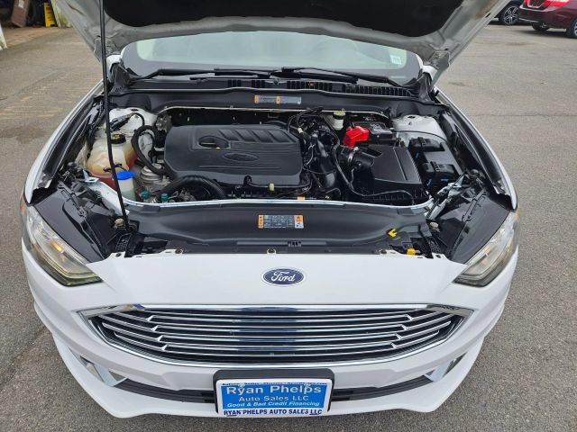 Vehicle image 46 of 49