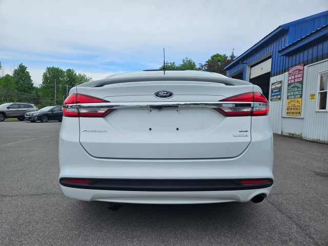 Vehicle image 9 of 49