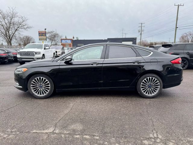 Vehicle image 9 of 19