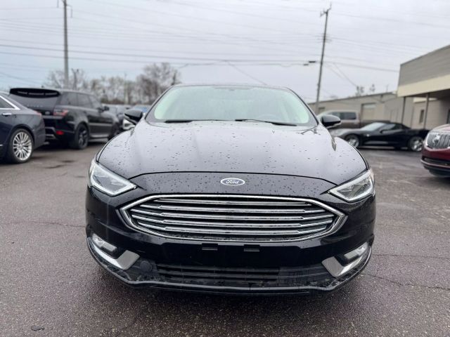 Vehicle image 3 of 19