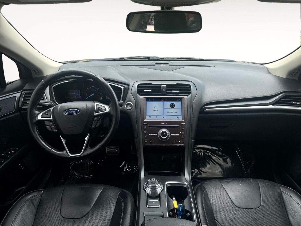 Vehicle image 20 of 25