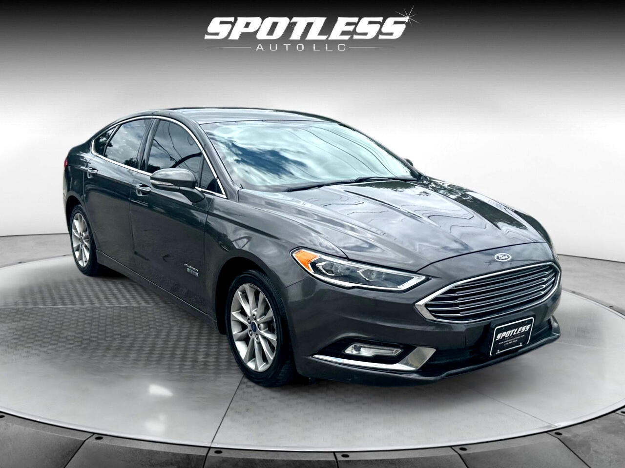 Vehicle image 5 of 25