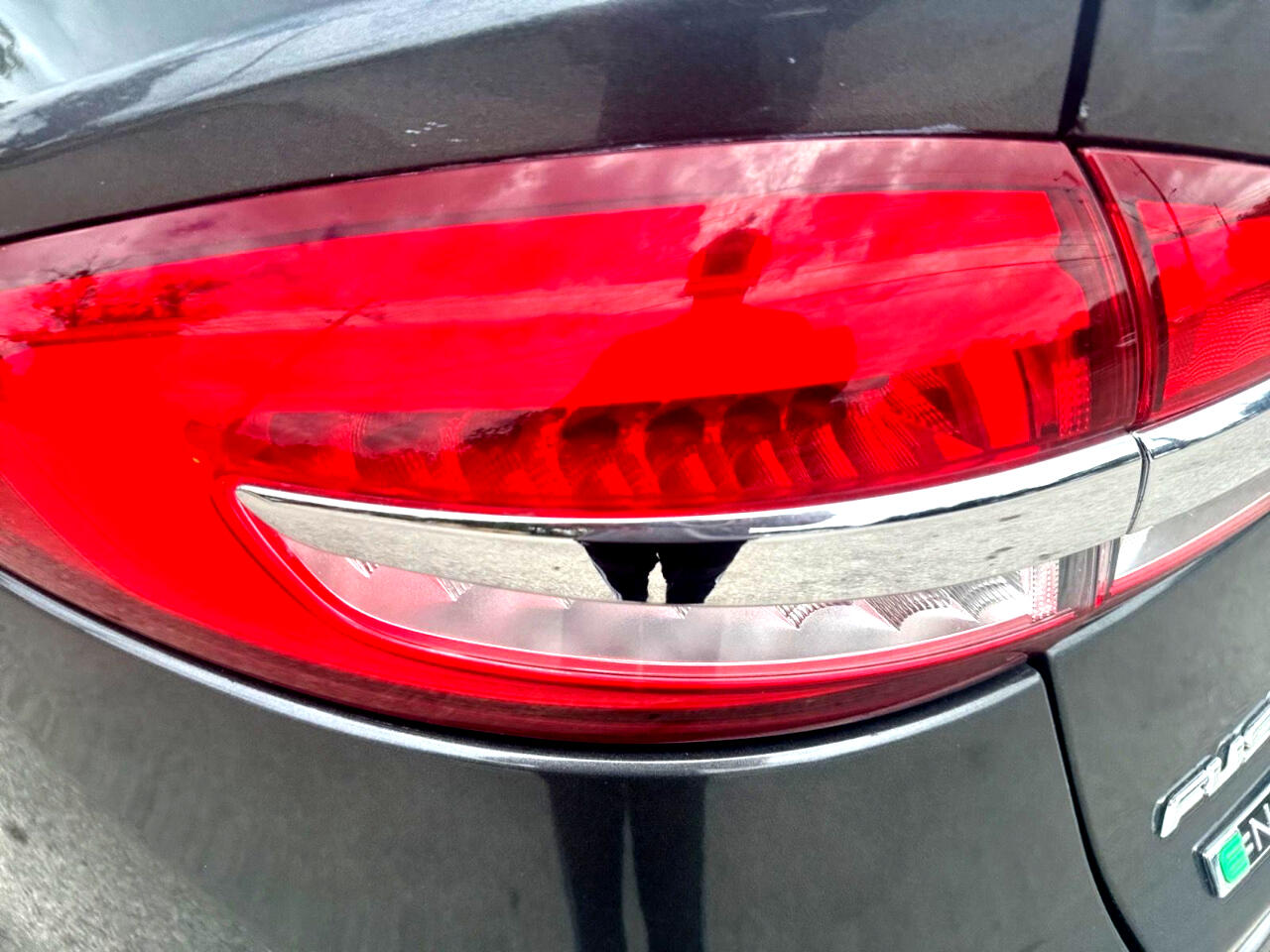 Vehicle image 12 of 25