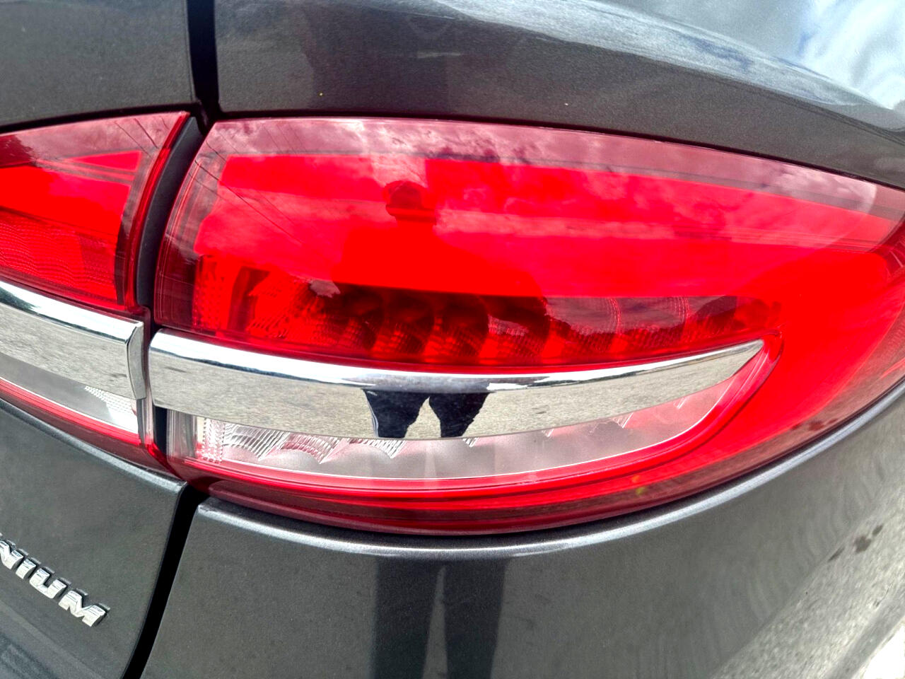 Vehicle image 13 of 25