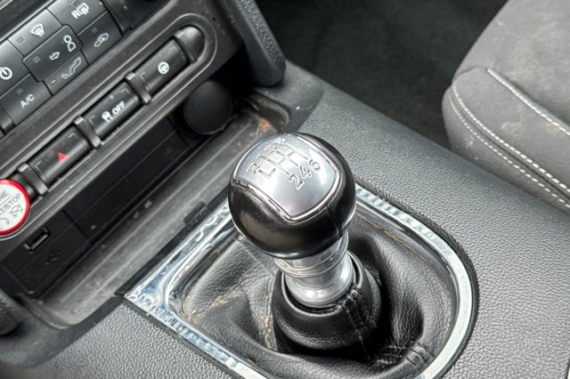 Vehicle image 19 of 54