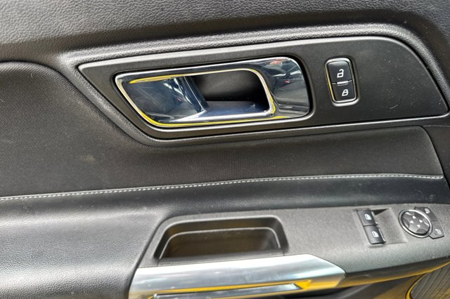 Vehicle image 21 of 54