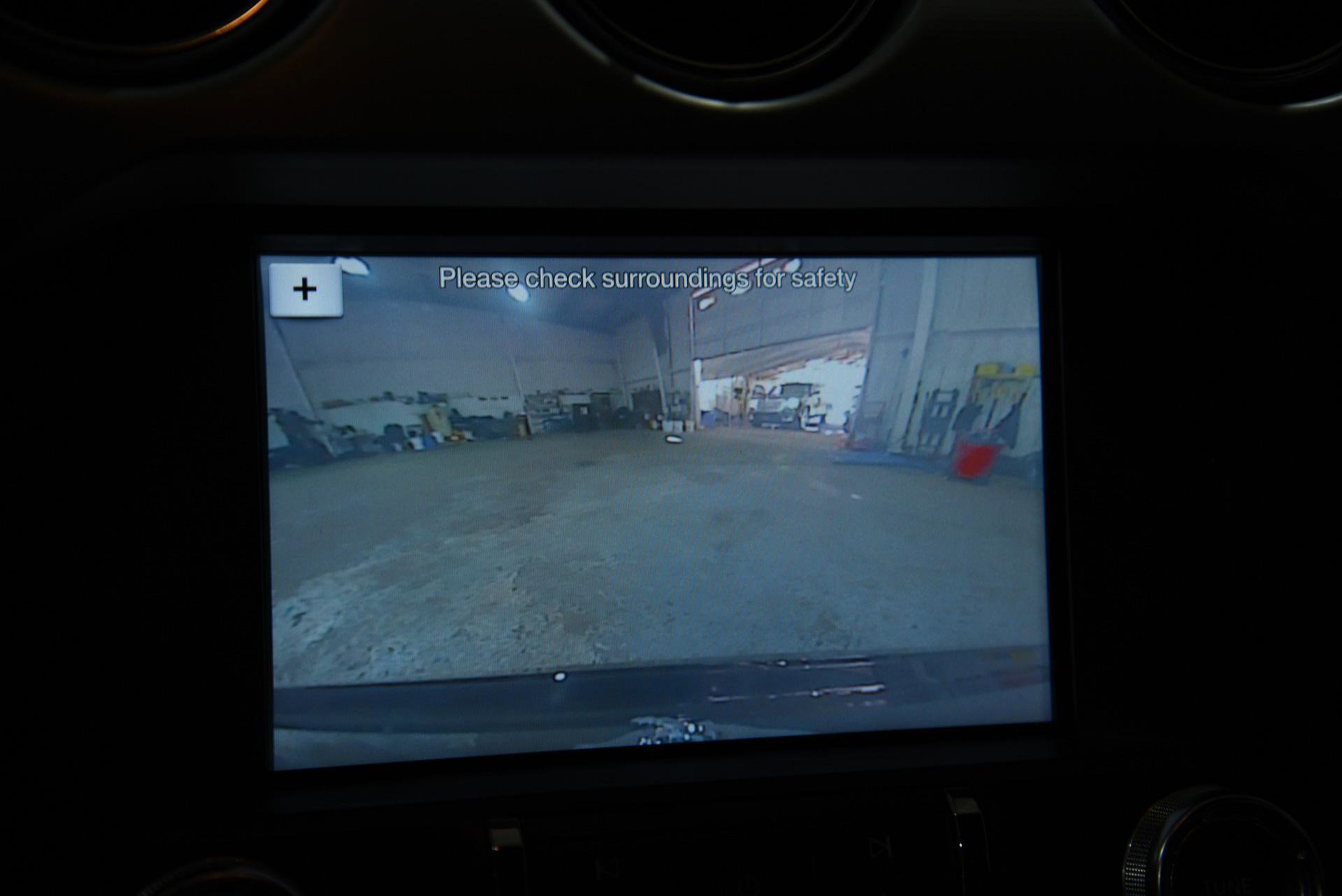 Vehicle image 27 of 29