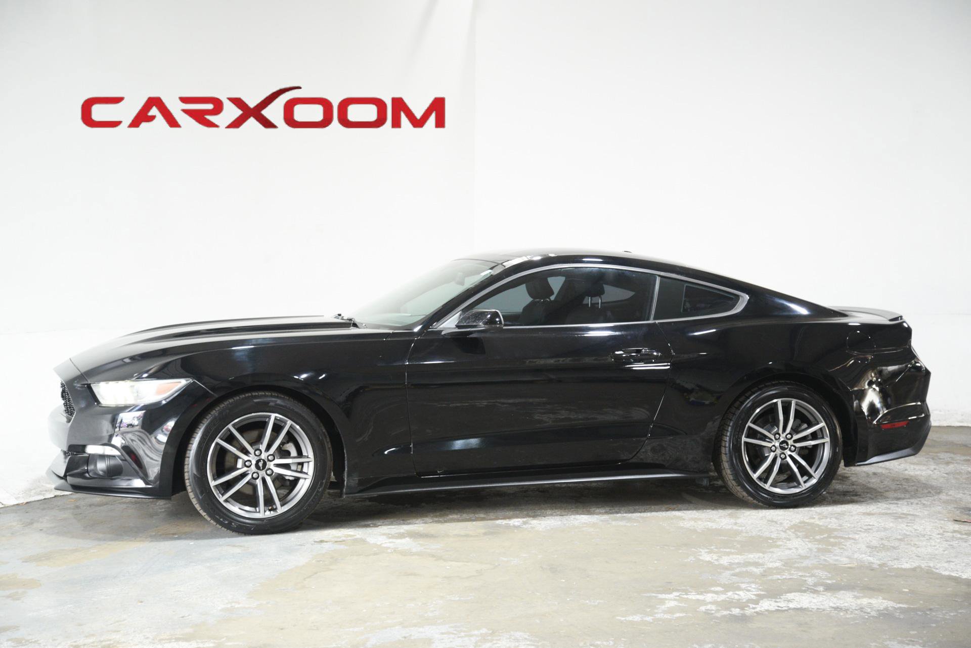 Vehicle image 10 of 29