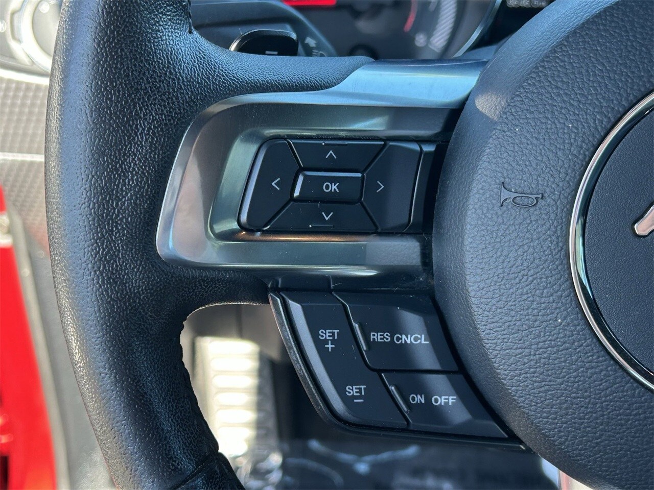 2017 Ford Mustang EcoBoost Premium Image 33 of 35