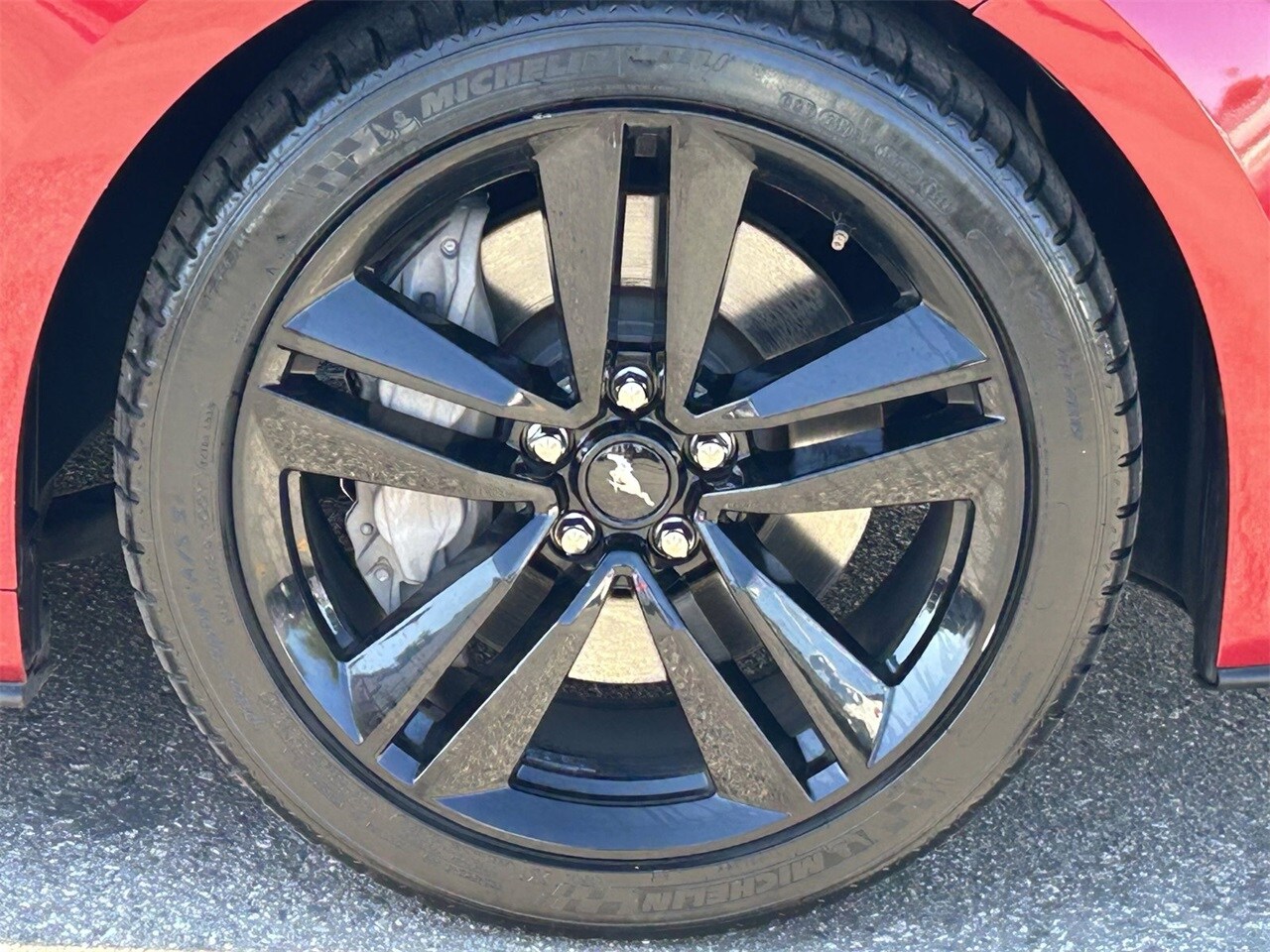 2017 Ford Mustang EcoBoost Premium Image 7 of 35