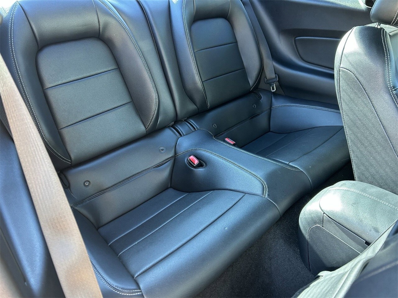 2017 Ford Mustang EcoBoost Premium Image 10 of 35