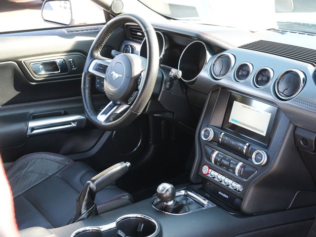 2017 Ford Mustang GT Image 26 of 27