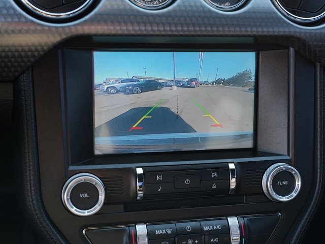 2017 Ford Mustang GT Image 17 of 27